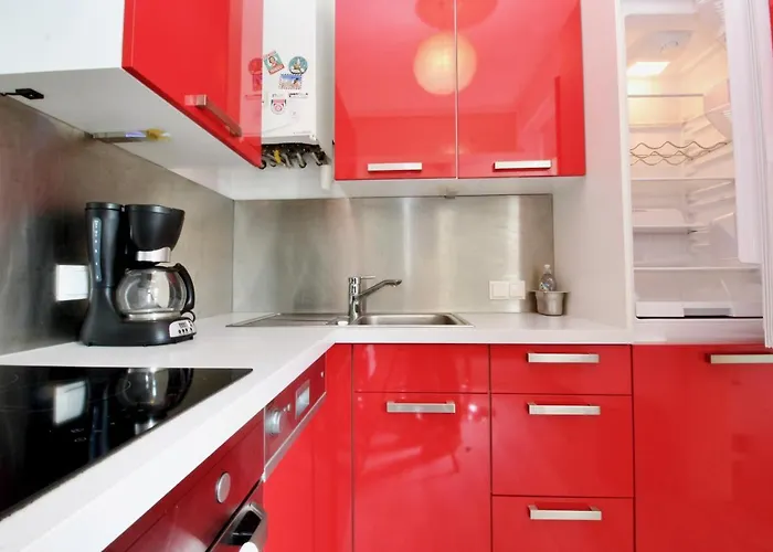 Apartment Bright Elegant Flat In Center