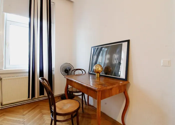 Bright Elegant Flat In Center Apartment Wien