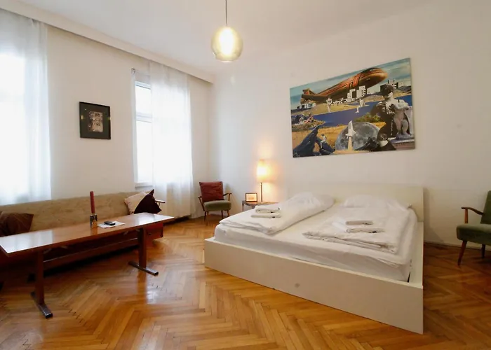 Bright Elegant Flat In Center Apartment Wien